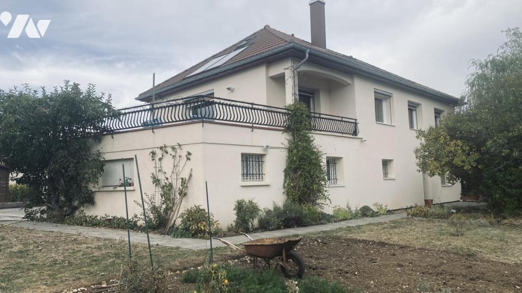 Maison 9 pièces 172 m² · à Pontarlier · 171,6 m² · 428 000 €