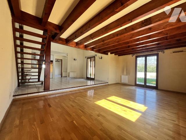 Maison 6 pièces 168 m² · à Cliousclat · 168 m² · 395 000 €
