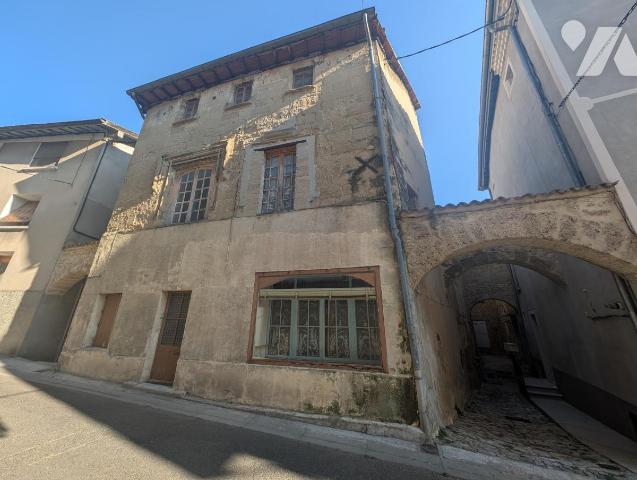 Maison 11 pièces 409 m² · à Chabeuil · 408,8 m² · 105 500 €