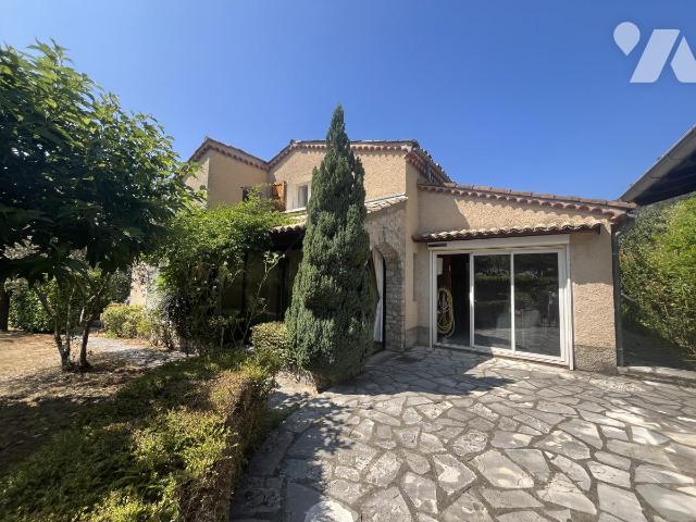 Maison 140 m² · à Luc-en-Diois · 139,6 m² · 400 000 €