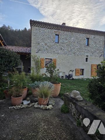 Maison 210 m² · à Menglon · 210 m² · 578 000 €