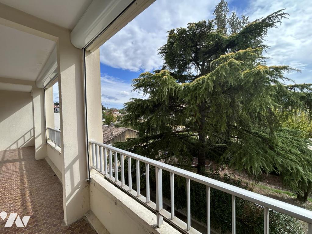 Appartement 5 pièces 82 m² · à Montélimar · 82,3 m² · 155 000 €
