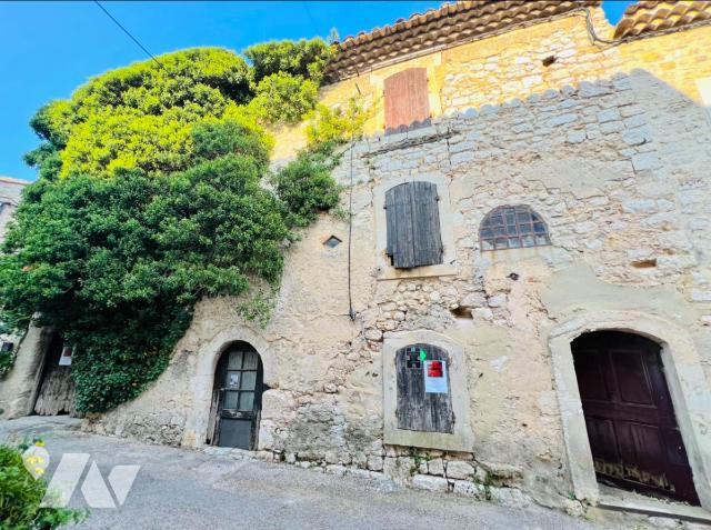 Maison 5 pièces 130 m² · à Garde-Adhémar · 130 m² · 20 000 €