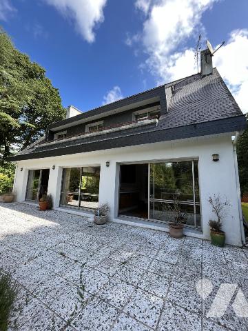 Maison 6 pièces 123 m² · à Gouesnach · 123 m² · 460 000 €