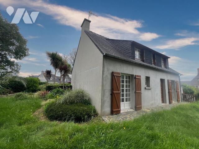 Maison 6 pièces 120 m² · à Plonéour-Lanvern · 120 m² · 170 000 €
