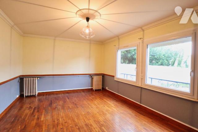 Maison 10 pièces 83 m² · à Pouldreuzic · 83 m² · 240 000 €