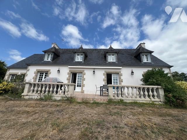 Maison 7 pièces 191 m² · à Plonéour-Lanvern · 191 m² · 525 000 €