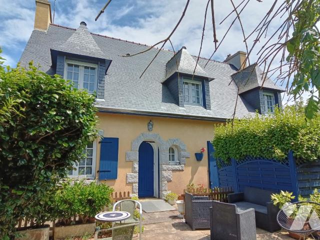 Maison 149 m² · à Plonéour-Lanvern · 149 m² · 270 000 €