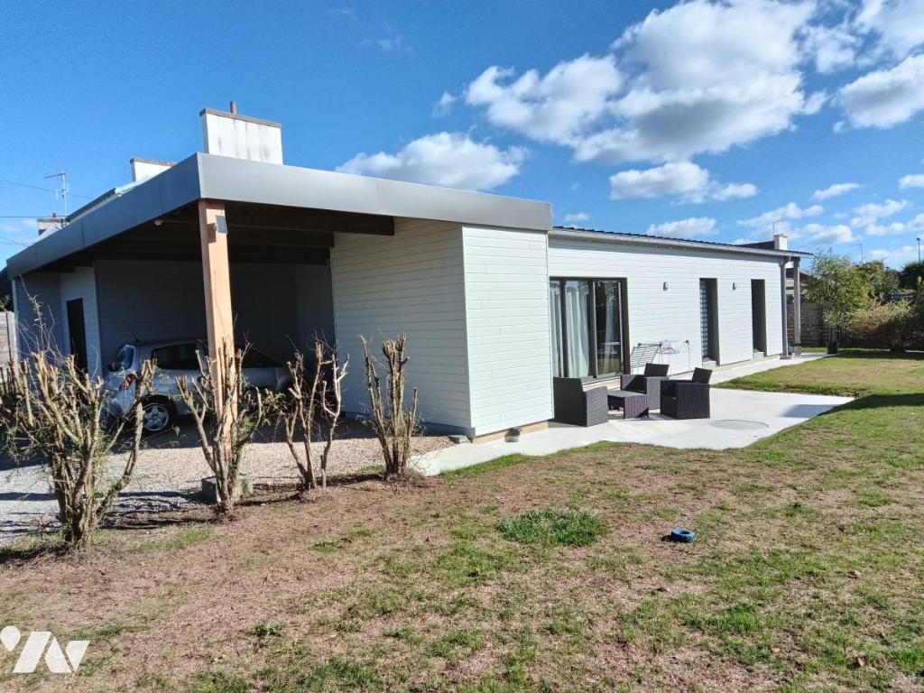 Maison 4 pièces 99 m² · à Plonéour-Lanvern · 99 m² · 350 000 €