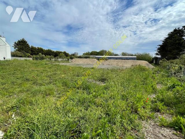 Terrain 1206 m² · à Plozévet · 1 206 m² · 57 000 €