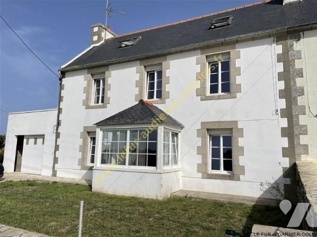 Maison 4 pièces 118 m² · à Plogoff · 118 m² · 169 000 €