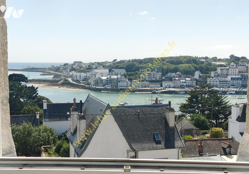 Maison 7 pièces 110 m² · à Plouhinec · 110 m² · 220 000 €