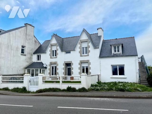 Maison 8 pièces 146 m² · à Treffiagat · 146 m² · 240 000 €
