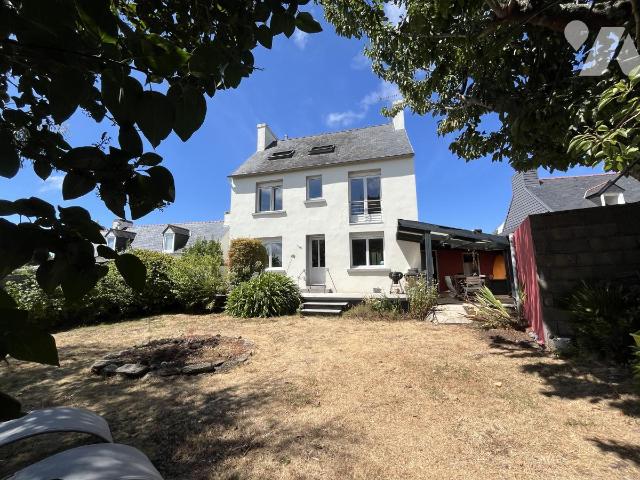 Maison 4 pièces 119 m² · à Plonéour-Lanvern · 119 m² · 280 000 €