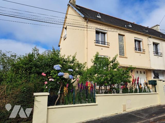 Maison 6 pièces 107 m² · à Landerneau · 106,6 m² · 205 000 €