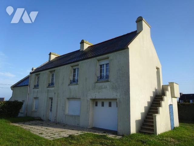 Maison 8 pièces 174 m² · à Landunvez · 173,7 m² · 350 000 €
