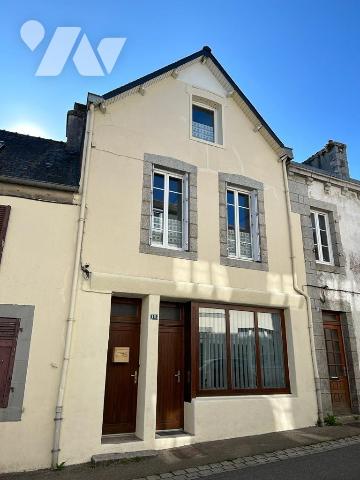 Maison 6 pièces 118 m² · à Huelgoat · 118 m² · 122 000 €