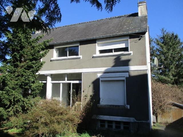 Maison 5 pièces 88 m² · à Spézet · 87,9 m² · 83 500 €