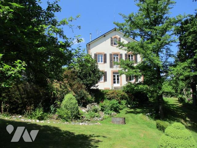 Maison 194m² — Cléden-Poher