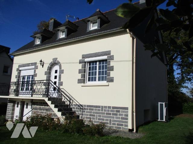 Maison 120m² — Treffrin