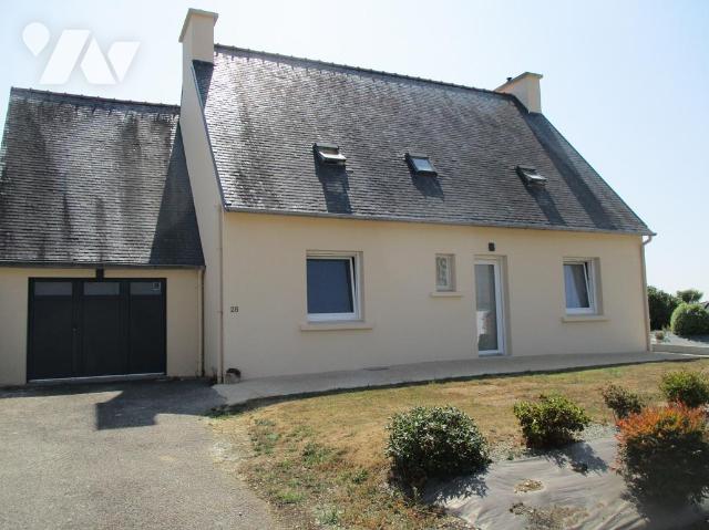 Maison 5 pièces 103 m² · à Spézet · 103 m² · 175 000 €