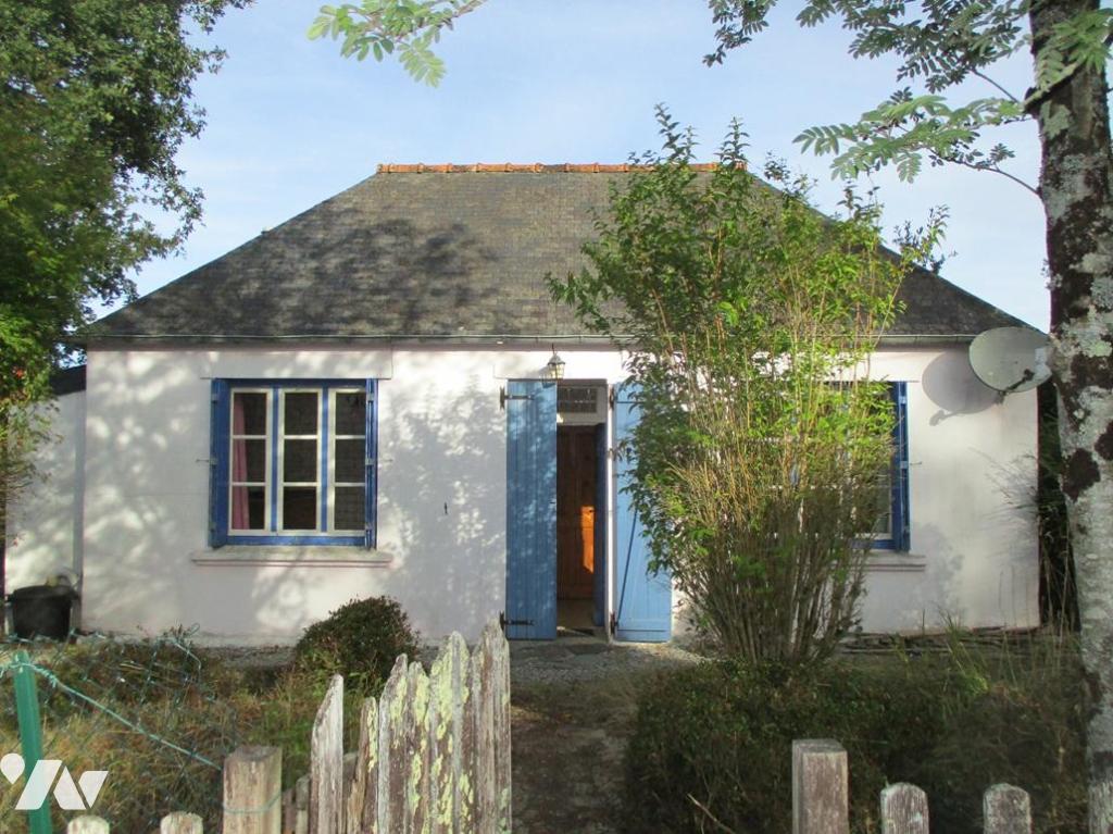 Maison 41 m² · à Saint-Hernin · 41,2 m² · 53 000 €