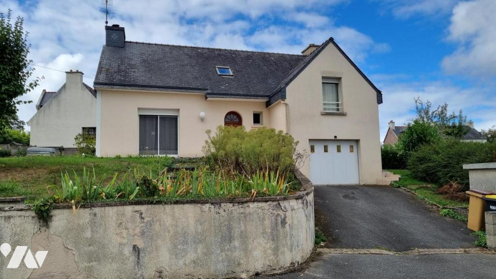 Maison 3 pièces 83 m² · à Callac · 83,4 m² · 140 000 €