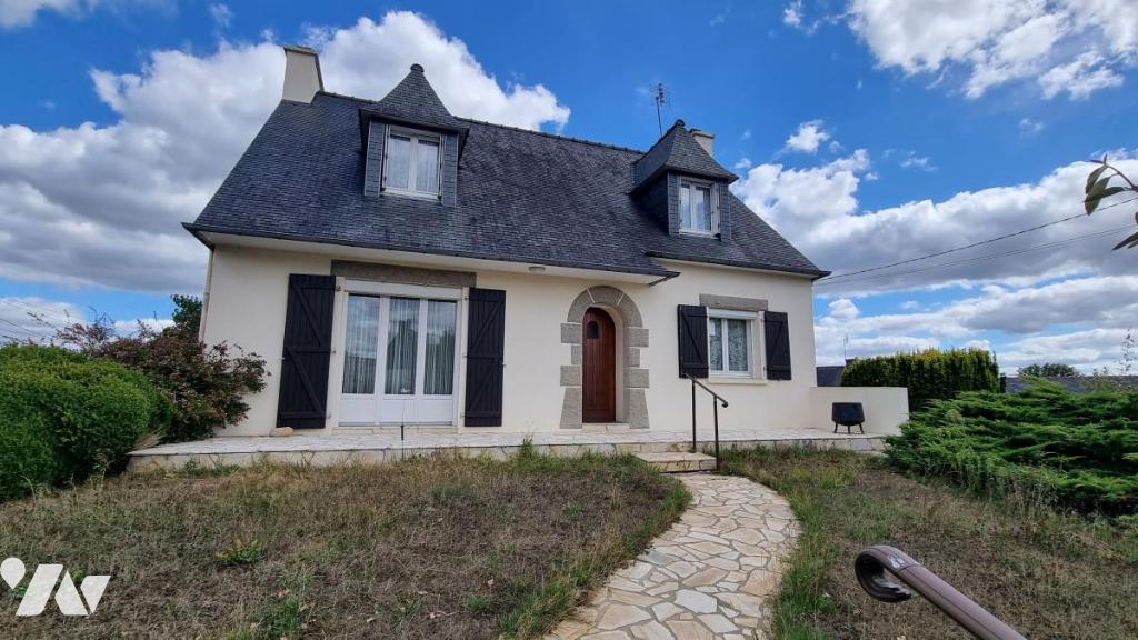 Maison 5 pièces 149 m² · à Callac · 149 m² · 120 000 €