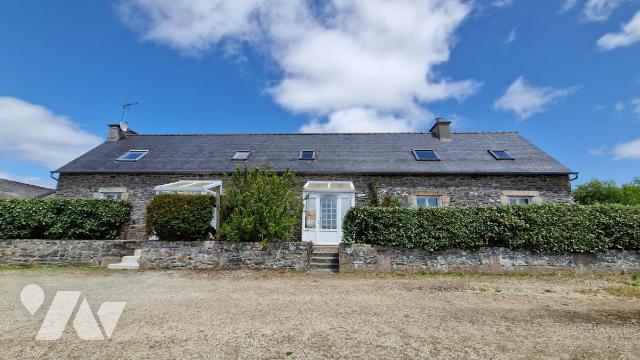 Maison 290 m² · à Taulé · 290 m² · 330 000 €