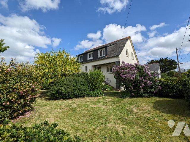 Maison 7 pièces 142 m² · à Carantec · 142 m² · 300 000 €