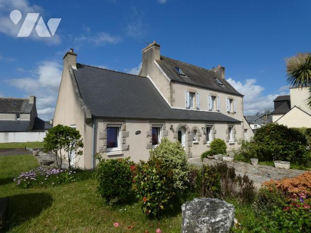 Maison 7 pièces 154 m² · à Henvic · 154 m² · 215 000 €