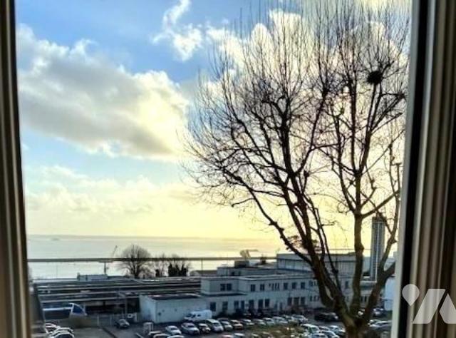 Appartement 171 m² · à Brest · 170,8 m² · 370 000 €