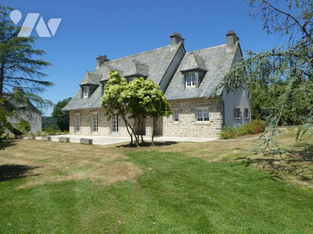 Maison 207m² — Plouigneau