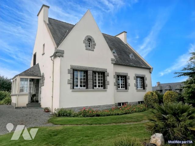 Maison 168m² — Tréflaouénan