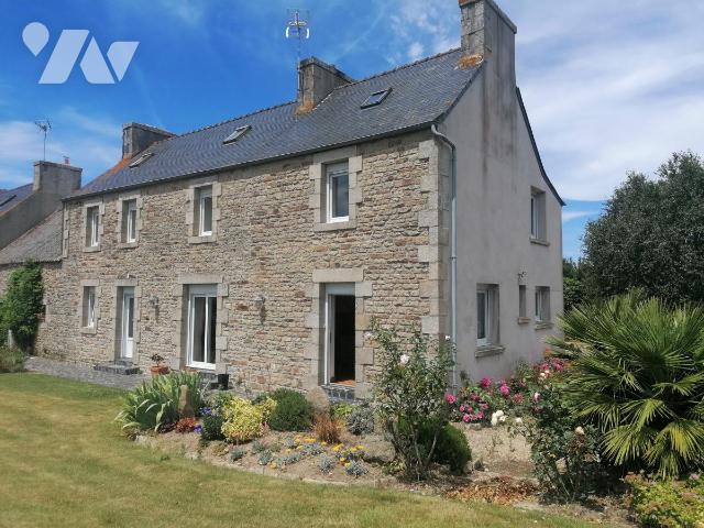 Maison 7 pièces 138 m² · à Cléder · 138 m² · 300 000 €