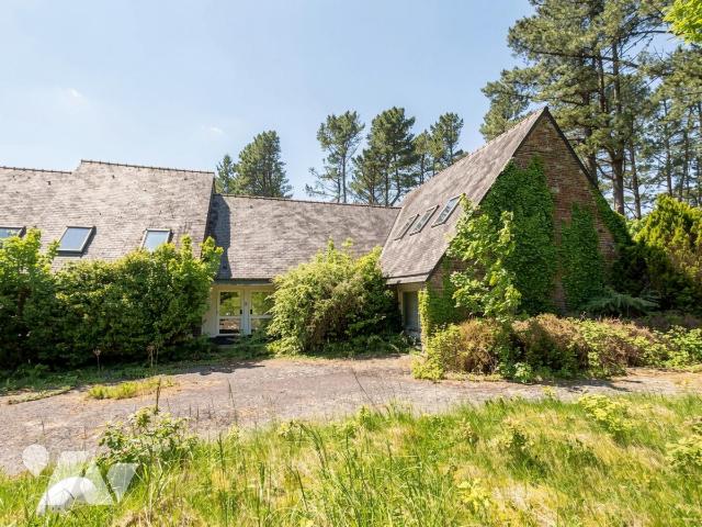 Immeuble 637m² — Plounéour-Ménez