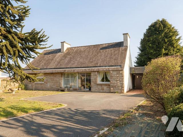 Maison 105m² — Plounéour-Ménez