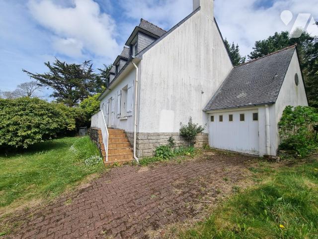 Maison 106m² — Locronan