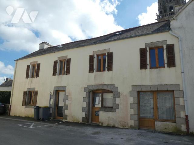 Maison 7 pièces 178 m² · à Pleyben · 178 m² · 135 000 €