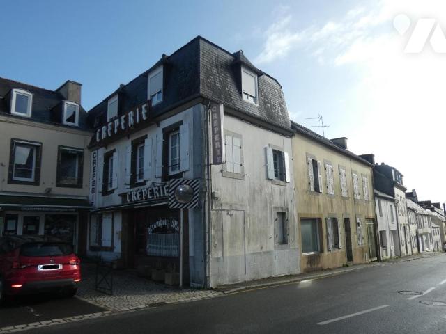 Maison 17 pièces 297 m² · à Pleyben · 297 m² · 200 000 €