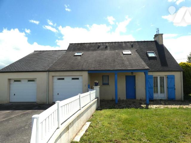 Maison 6 pièces 94 m² · à Châteauneuf-du-Faou · 94 m² · 153 000 €