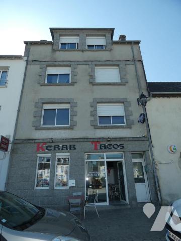 Immeuble 113 m² · à Pleyben · 113 m² · 145 000 €