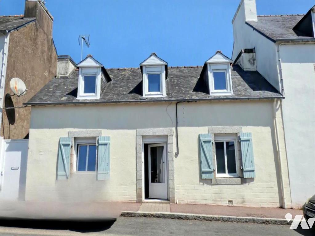 Maison 4 pièces 75 m² · à Châteauneuf-du-Faou · 75,5 m² · 82 000 €