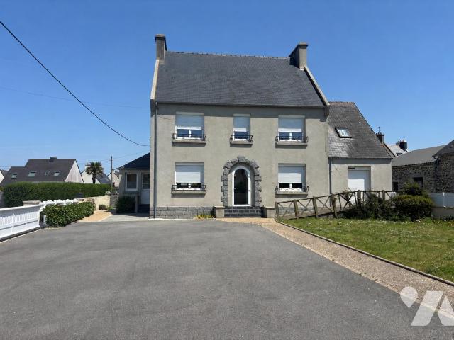 Maison 184 m² · à Lesneven · 184 m² · 240 000 €