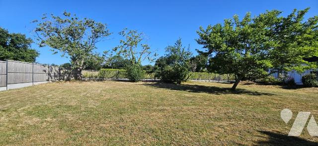 Terrain 737 m² · à Fouesnant · 737 m² · 210 000 €