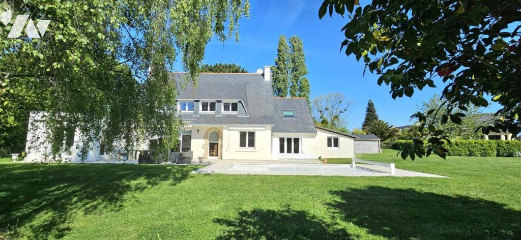Maison 12 pièces 255 m² · à Fouesnant · 255 m² · 960 000 €