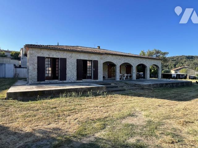 Maison 6 pièces 180 m² · à Saint-Ambroix · 180 m² · 225 000 €