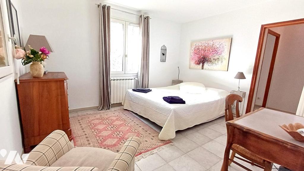 VENTE maison-UZES (30)