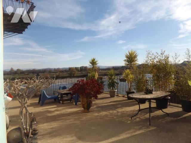Immeuble 371 m² · à Pont-Saint-Esprit · 371,1 m² · 468 000 €