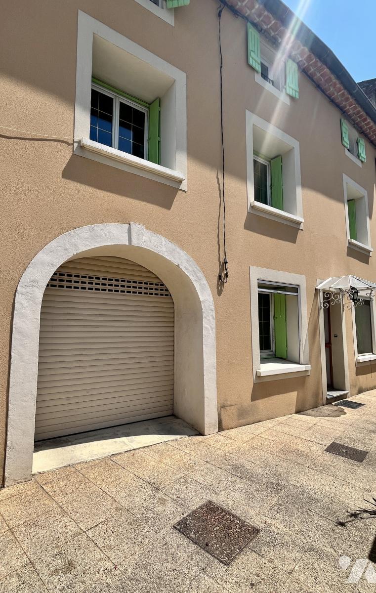 Maison 6 pièces 174 m² · à Saint-Just-d'Ardèche · 174 m² · 179 000 €